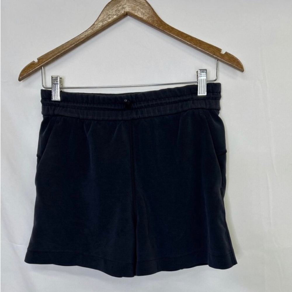 Lululemon Womens Size 6 Black Super Soft High Rise Lounge Shorts